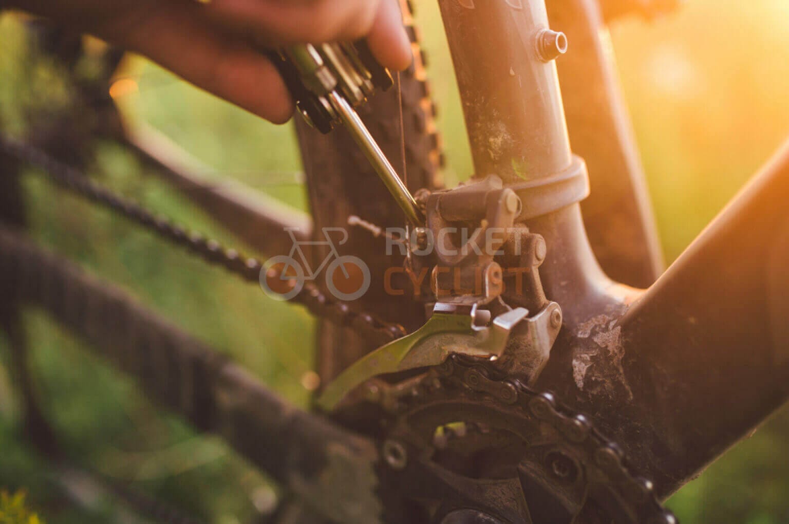 Chain Rubs On Front Derailleur Rocket Cyclist