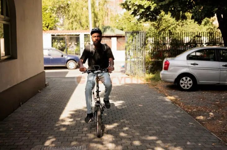 Does Walmart have bike racks? Rocket Cyclist
